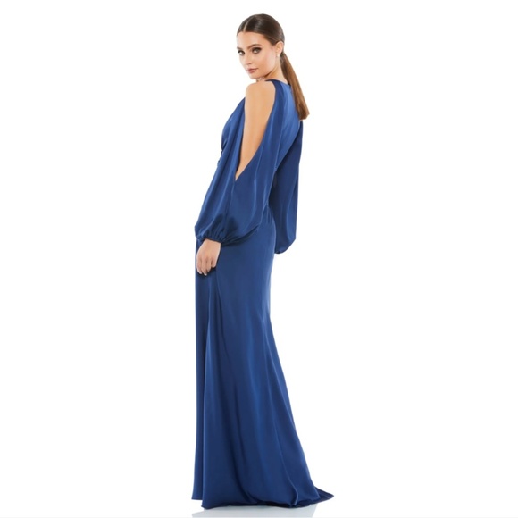 NWT IEENA Mac Duggal [ 14 ] Plunge‎ Neck Long Sleeve Satin Gown in Midnight - Picture 16 of 16